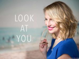 LOOK AT YOU ist Online
